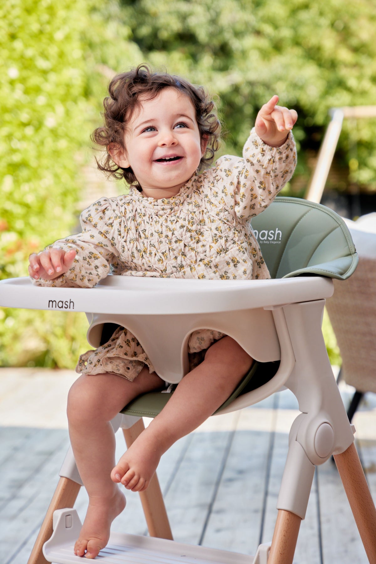 BUNDLE MASH CHAIR WH/BLK