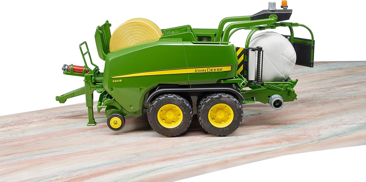 J/DEERE WRAPPING CHAMBER BALER