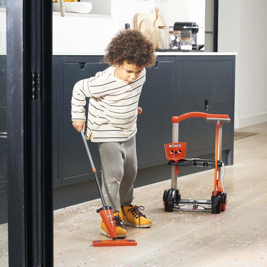 HENRY CLEANING TROLLEY