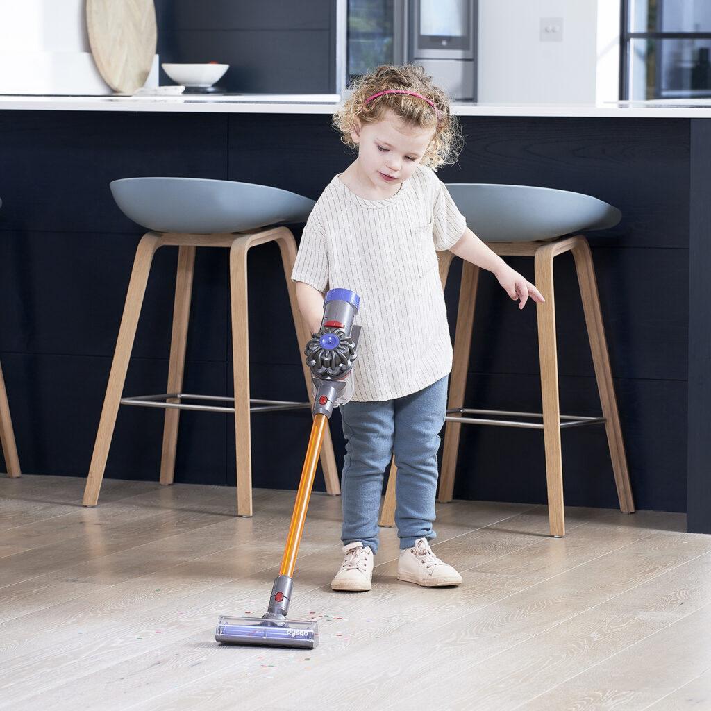 DYSON CORD FREE VACUUM