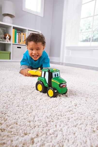 R/C JOHNNY TRACTOR