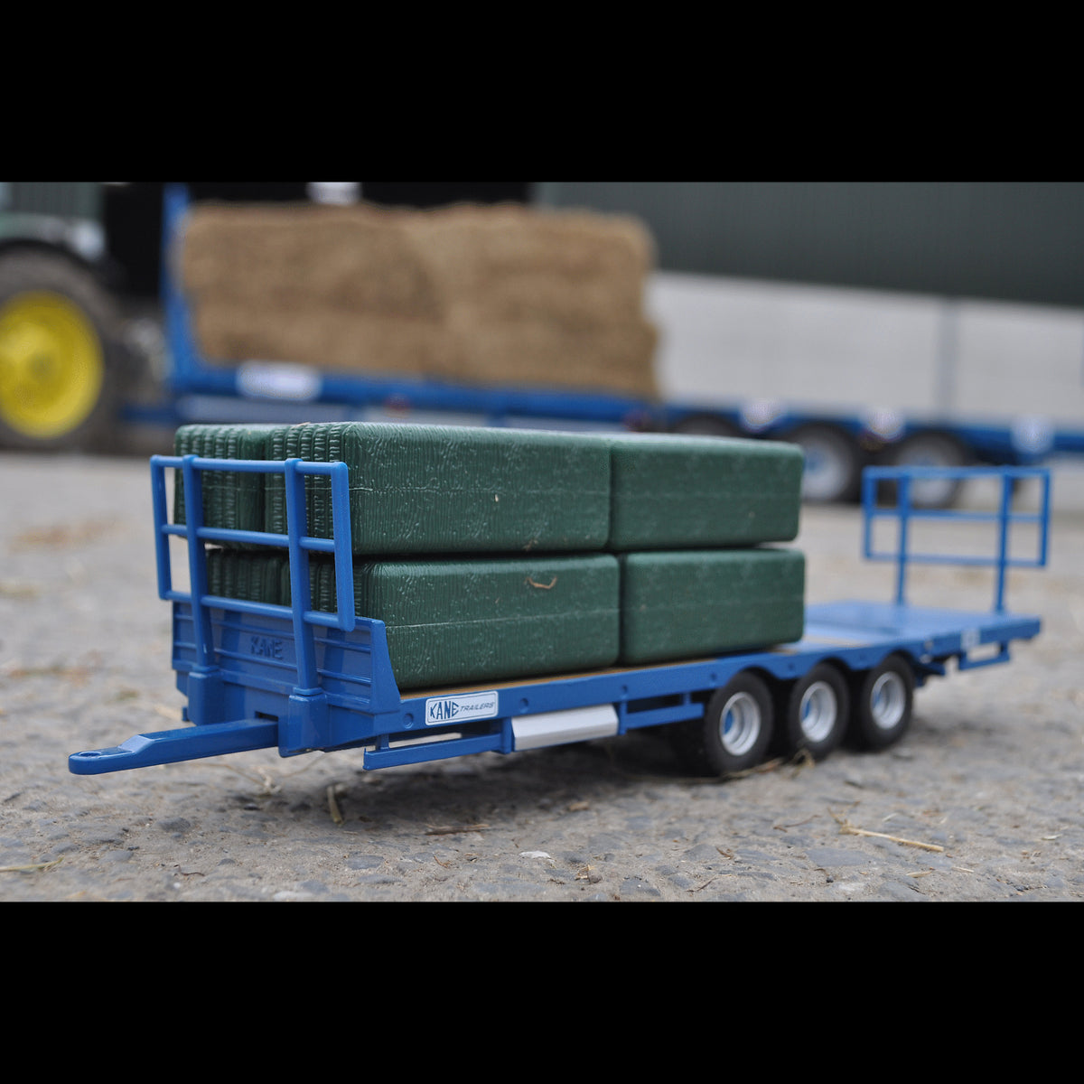 KANE BALE TRAILER SET