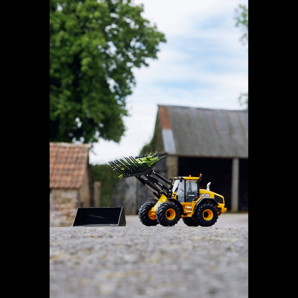 JCB 419S WHEELED LOAD SHOVEL