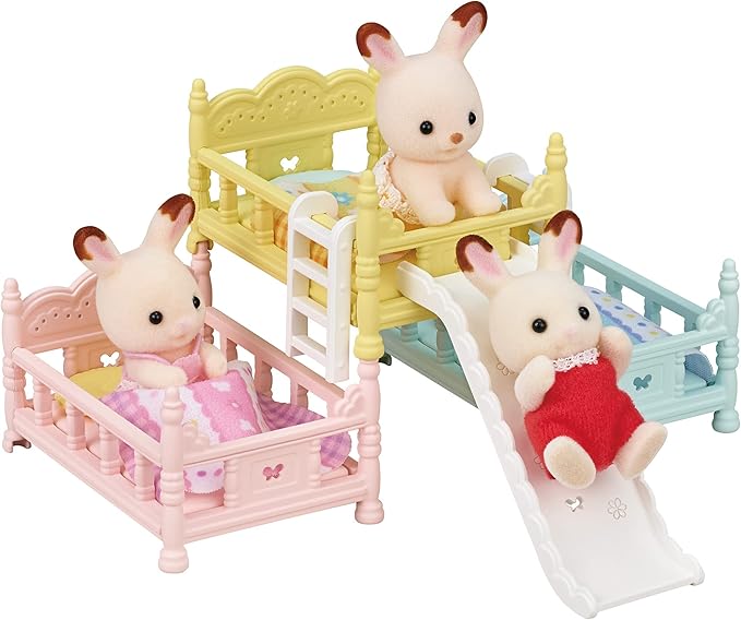 S/FAMILIES TRIPLE BUNK BEDS