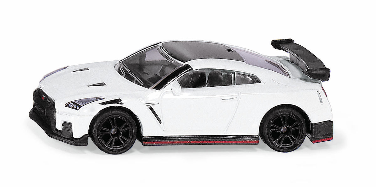 NISSAN GT-R NISMO