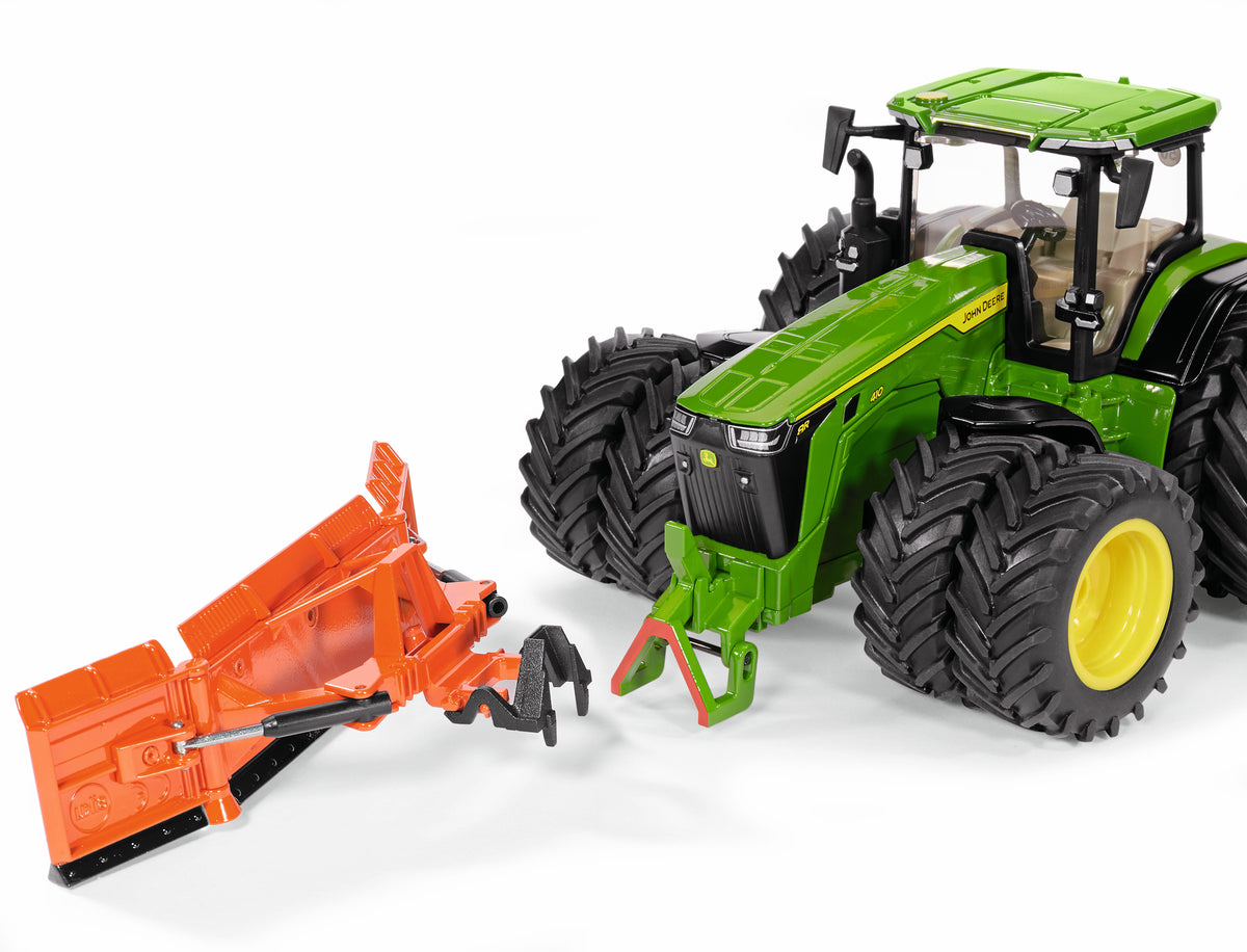 1:32 J/DEERE 8R 410 ON DUALS
