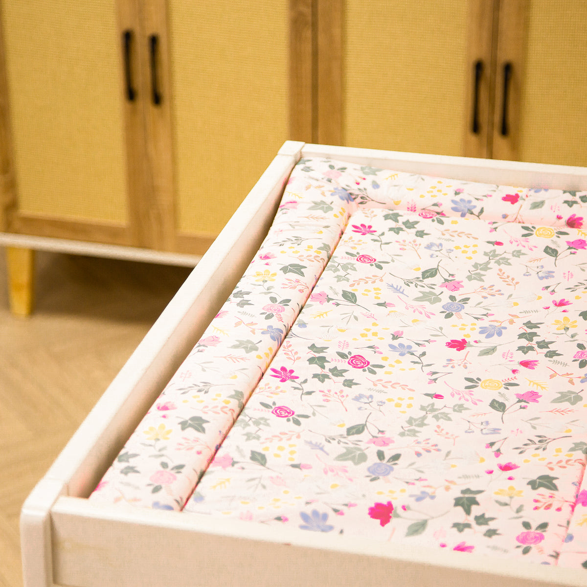 CHANGE MAT ROSE & IVY