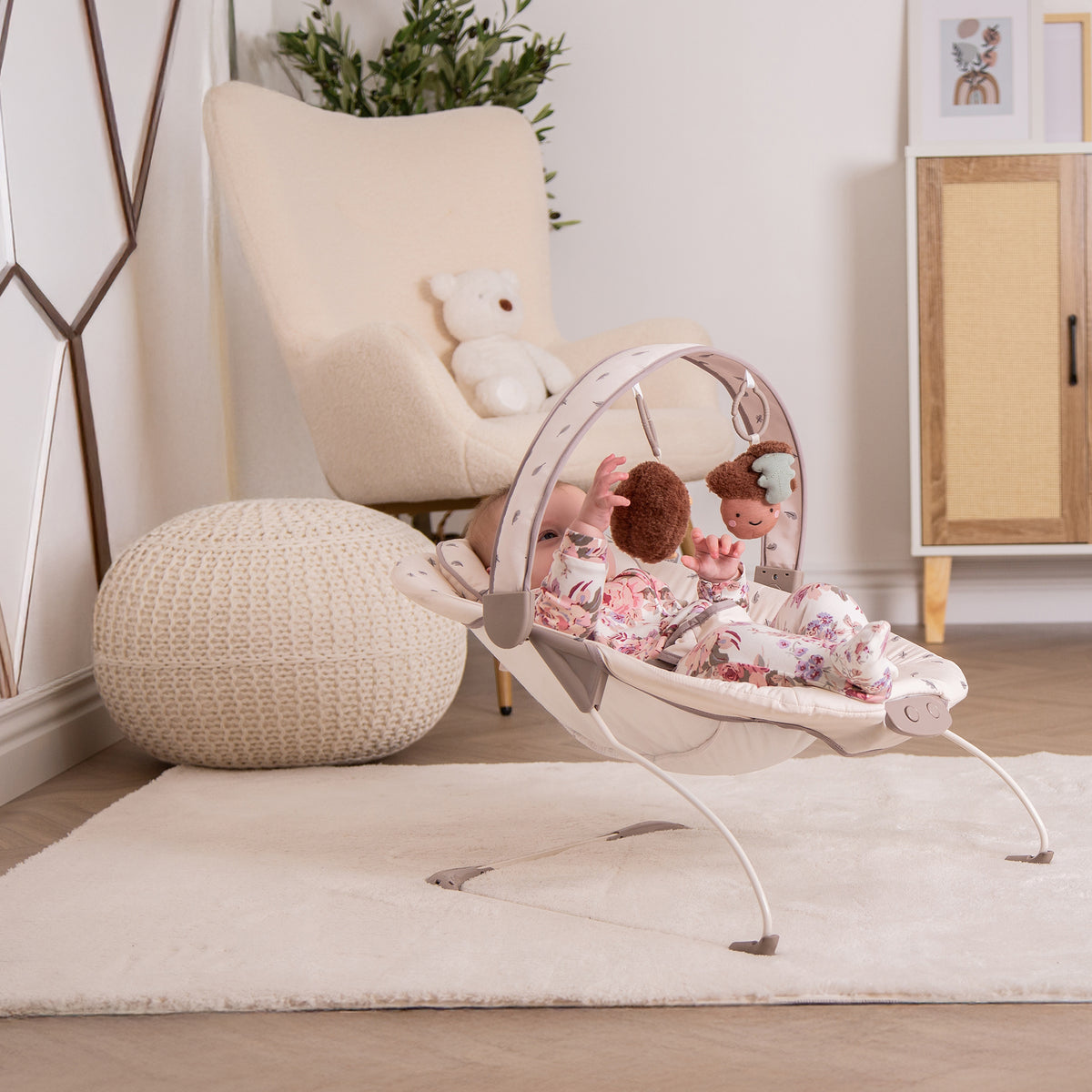 COZY BOUNCER WOODLAND WALKS