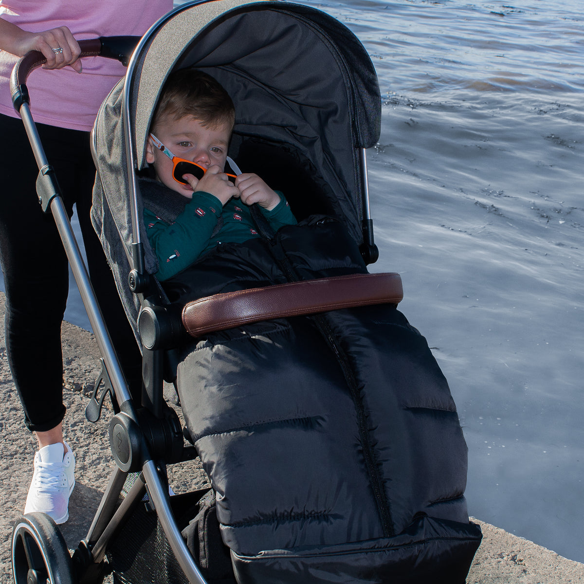 JUNIOR FOOTMUFF BLACK